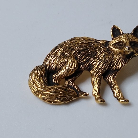 Vintage Lilli Heart Pewter Fox Brooch - Picture 5 of 10
